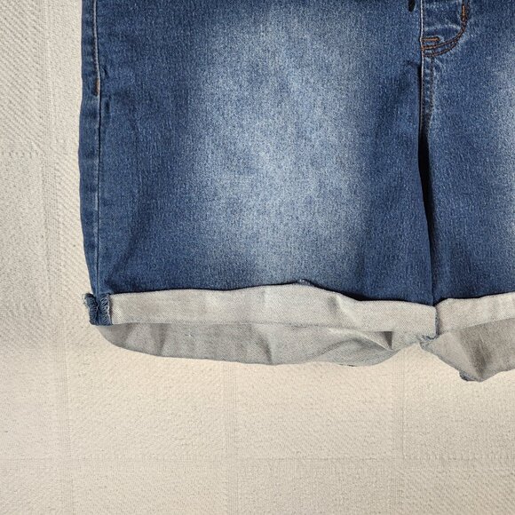 L.E.I. Medium Wash Faux Denim Cotton Poly Elastane Stretch Shorts Jr Plus Sz 1X - Picture 5 of 16
